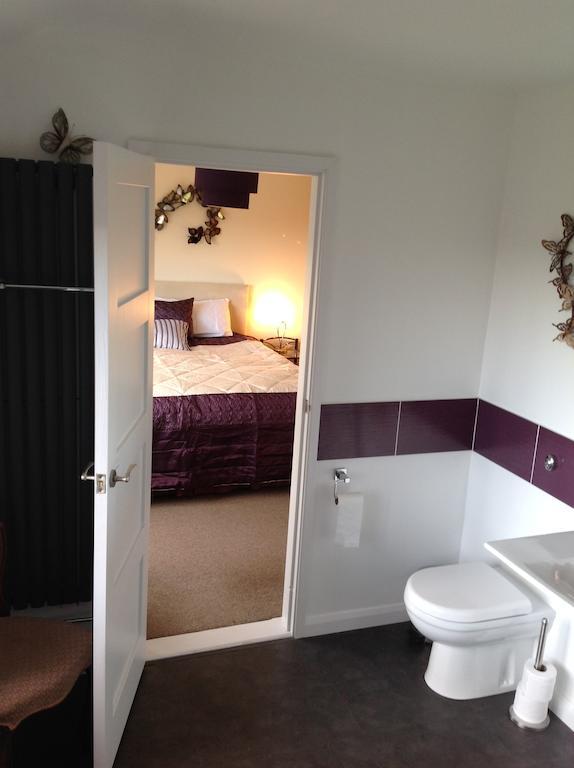 Redroofs Bed and Breakfast Tenbury Δωμάτιο φωτογραφία