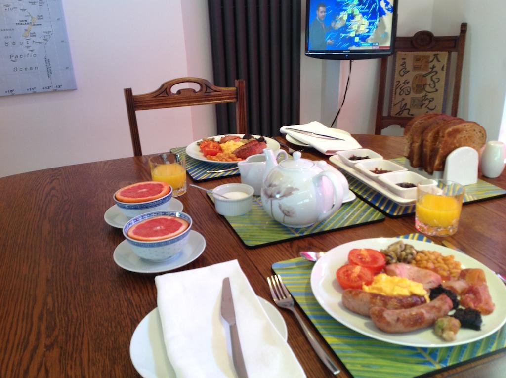Redroofs Bed and Breakfast Tenbury Εξωτερικό φωτογραφία